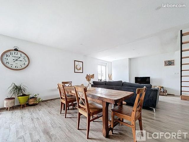 Maison 5 pièces 160 m²