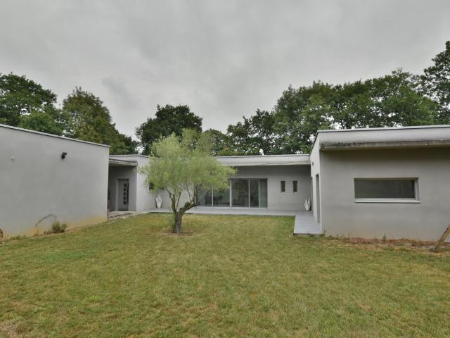 Maison 5 pièces 160 m²