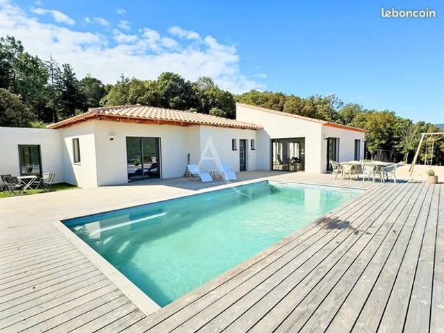 Maison 5 pièces 160 m²
