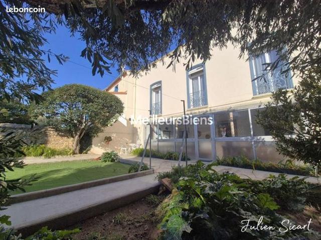 Maison 5 pièces 160 m²