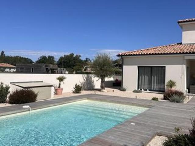 Maison 5 pièces 160 m²
