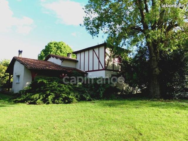 Maison 5 pièces 160 m²