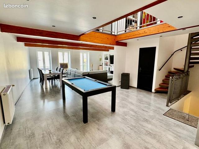 Maison 5 pièces 160 m²