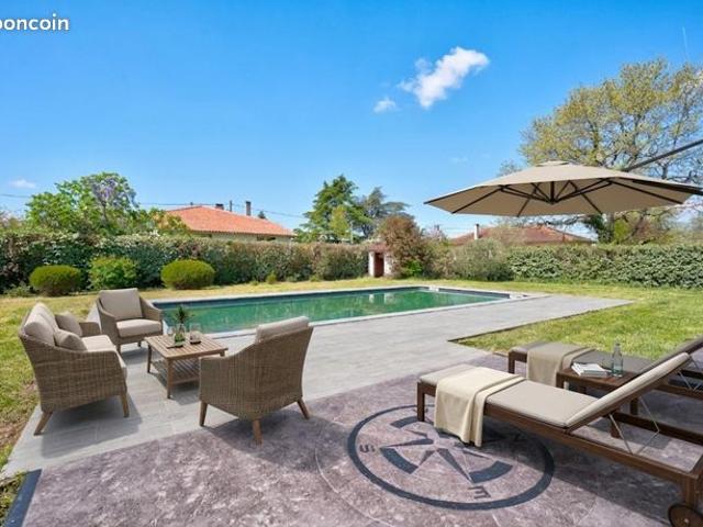 Maison 5 pièces 160 m²