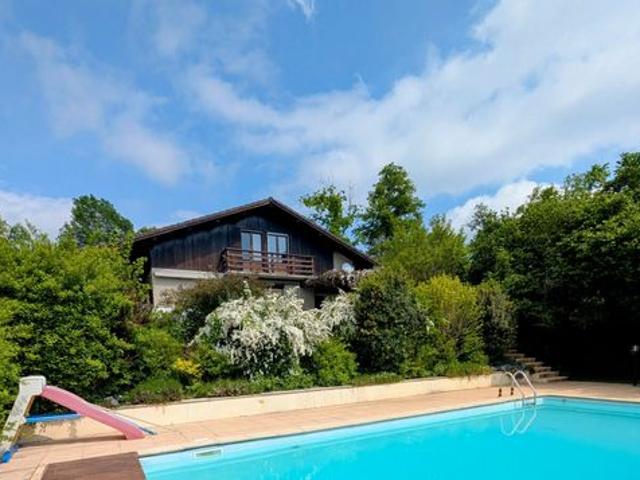 Maison 5 pièces 160 m²