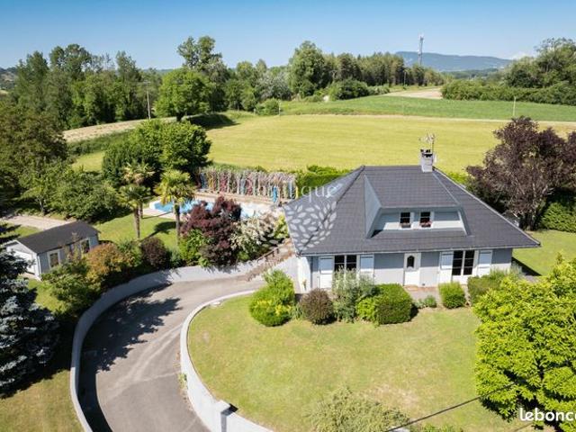 Maison 5 pièces 160 m²