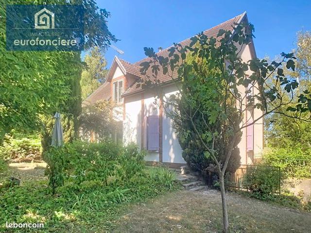 Maison 5 pièces 160 m²