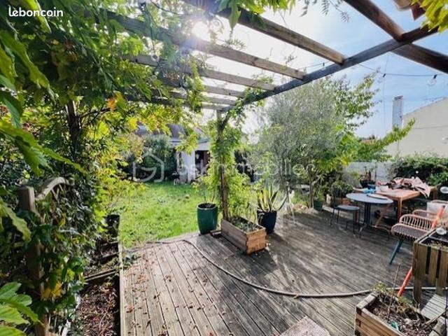 Maison 5 pièces 160 m²
