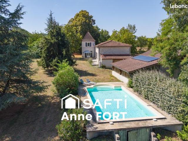 Maison 5 pièces 161 m²