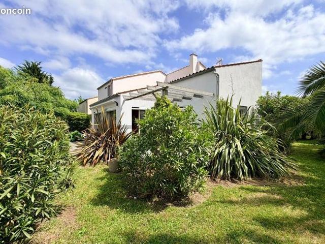 Maison 5 pièces 161 m²