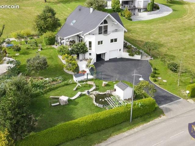 Maison 5 pièces 161 m²