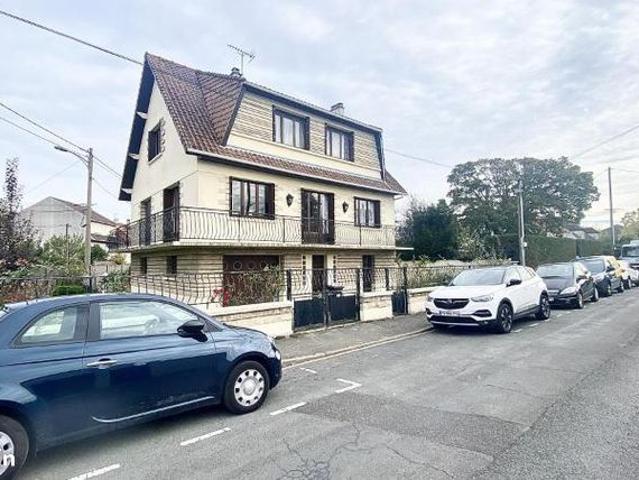 Maison 5 pièces 161 m²