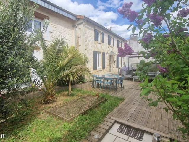 Maison 5 pièces 161 m²