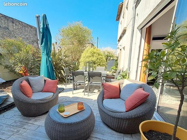 Maison 5 pièces 161 m²