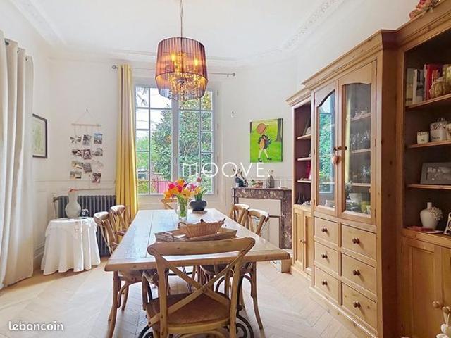 Maison 5 pièces 161 m²