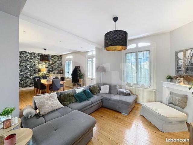 Maison 5 pièces 161 m²