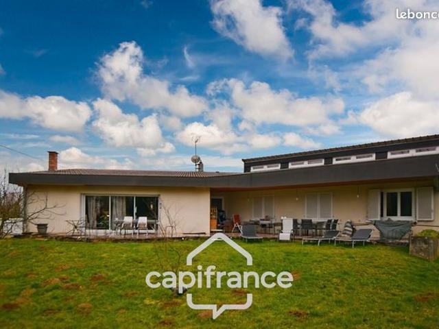 Maison 5 pièces 161 m²