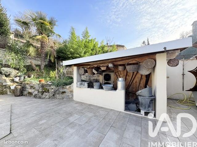 Maison 5 pièces 161 m²