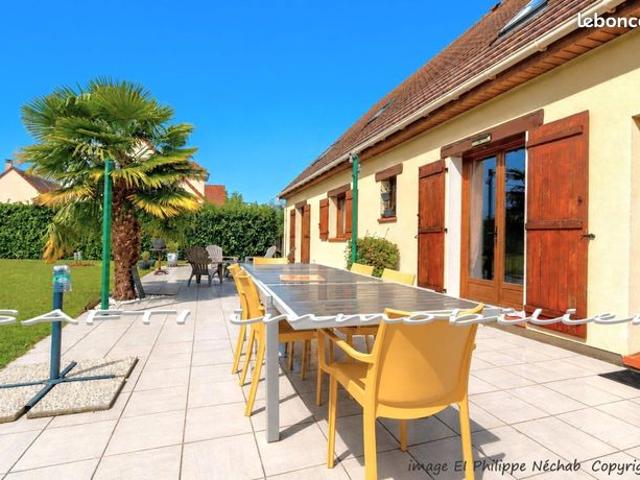 Maison 5 pièces 161 m²