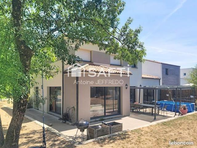 Maison 5 pièces 161 m²