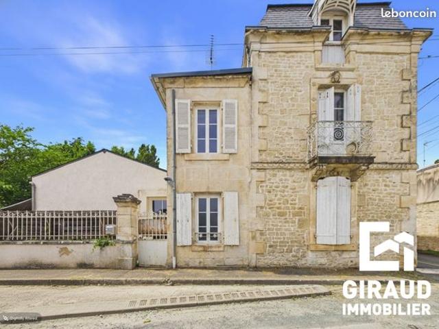 Maison 5 pièces 161 m²