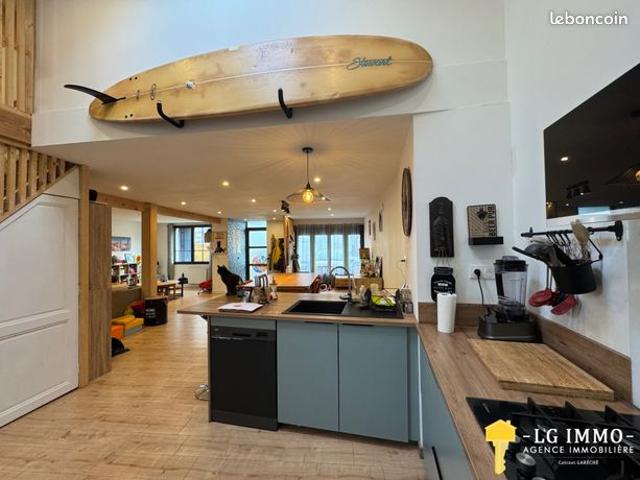 Maison 5 pièces 162 m²