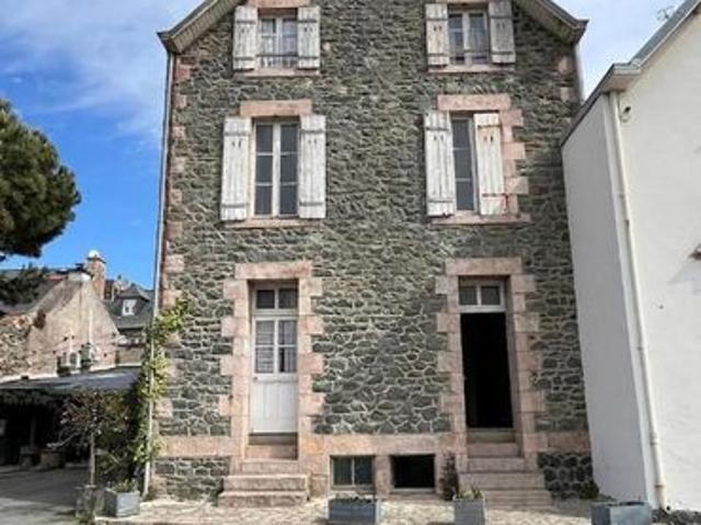 Maison 5 pièces 162 m²