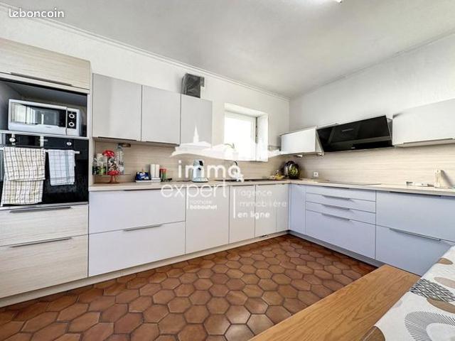 Maison 5 pièces 162 m²