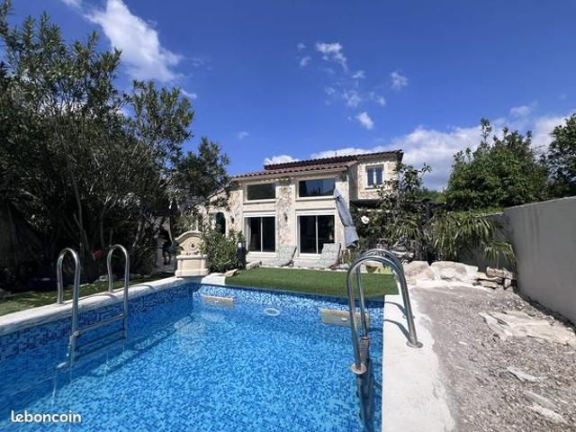 Maison 5 pièces 162 m²
