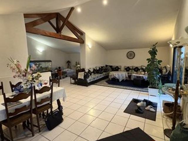 Maison 5 pièces 162 m²