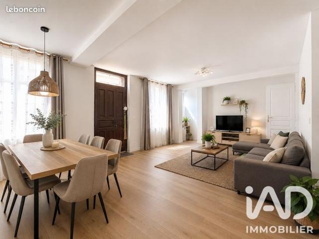 Maison 5 pièces 162 m²