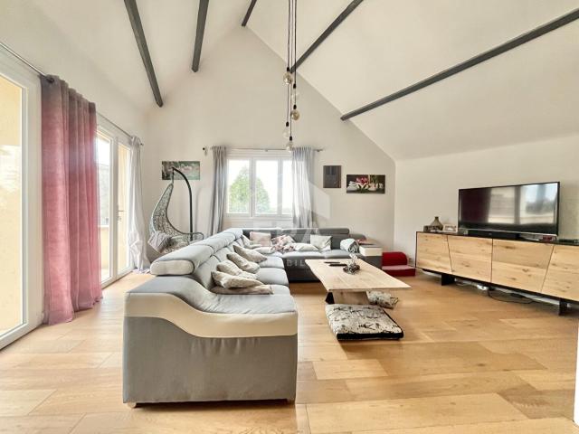 Maison 5 pièces 162 m²
