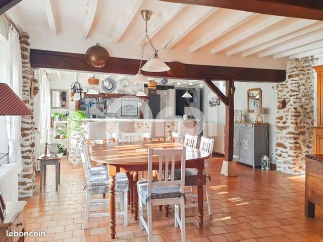 Maison 5 pièces 162 m²