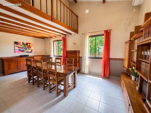 Maison 5 pièces 163 m²