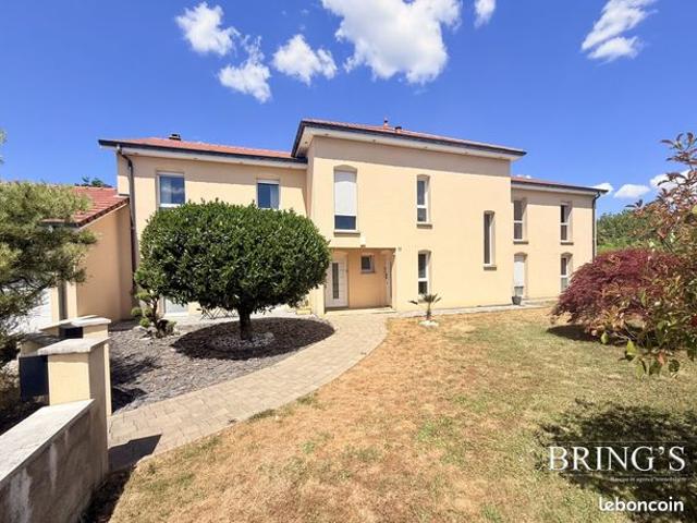 Maison 5 pièces 163 m²