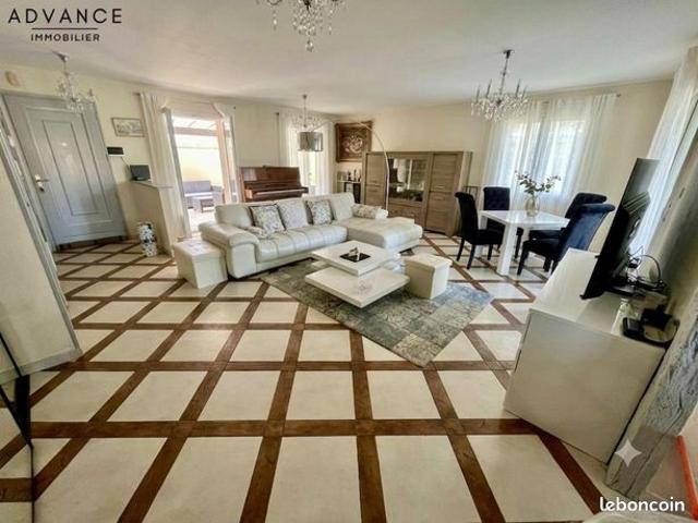 Maison 5 pièces 163 m²