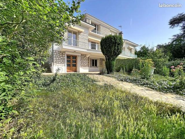 Maison 5 pièces 163 m²
