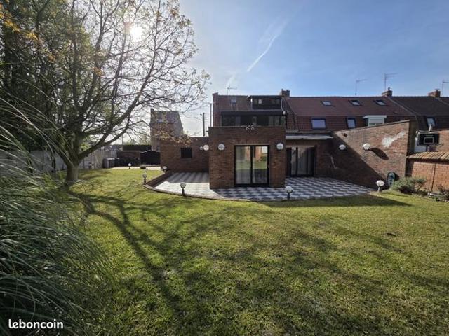 Maison 5 pièces 163 m²