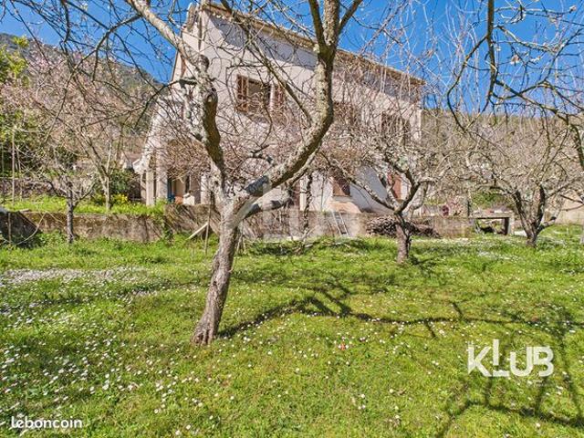 Maison 5 pièces 163 m²
