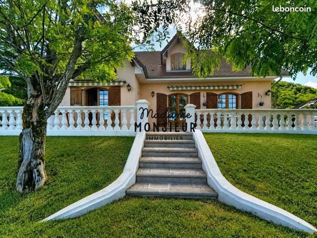 Maison 5 pièces 163 m²