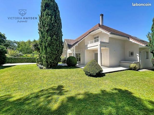 Maison 5 pièces 163 m²