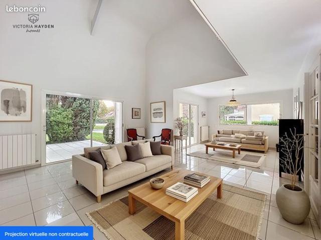 Maison 5 pièces 163 m²