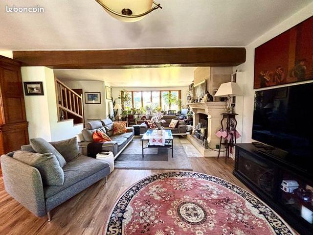 Maison 5 pièces 163 m²