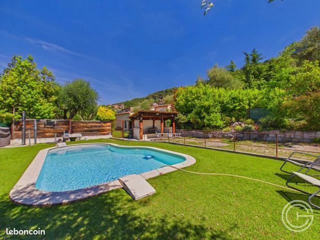 Maison 5 pièces 163 m²