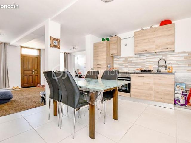 Maison 5 pièces 163 m²
