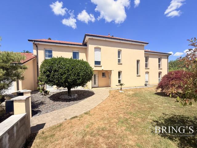 Maison 5 pièces 163 m²
