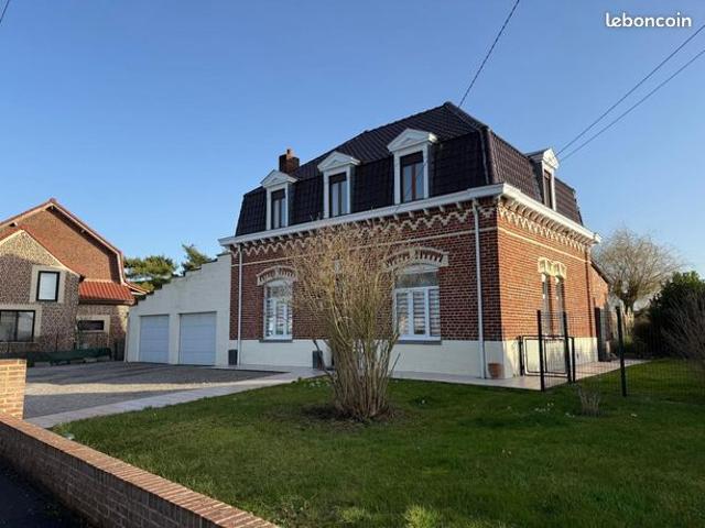 Maison 5 pièces 174 m²