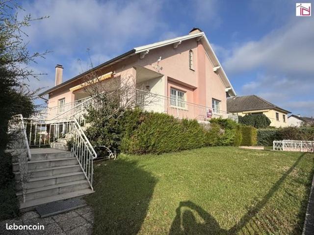 Maison 5 pièces 174 m²