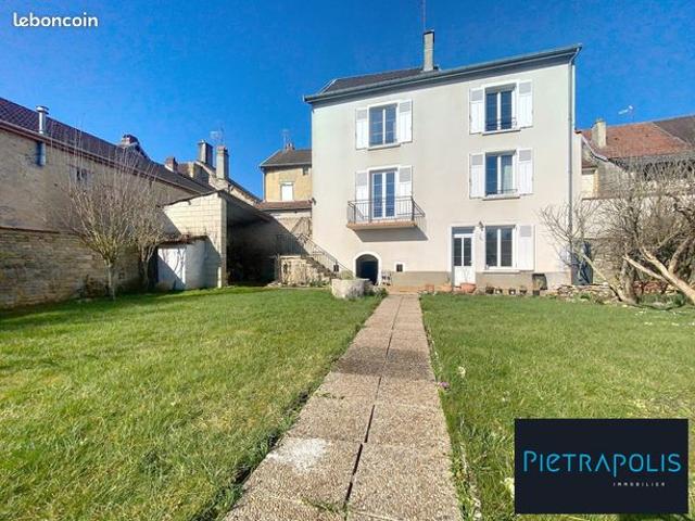 Maison 5 pièces 174 m²