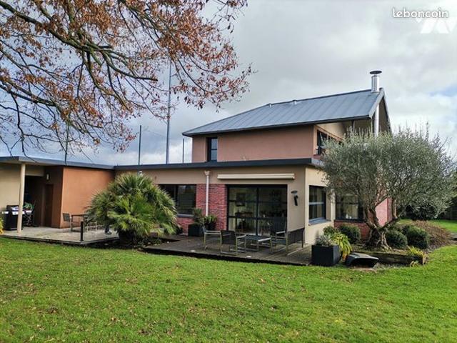 Maison 5 pièces 174 m²
